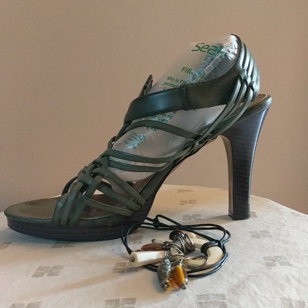 Dollhouse "Sandy" heels